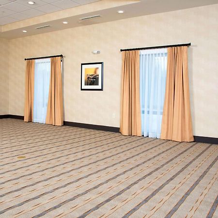 Hampton Inn Kalamazoo Ngoại thất bức ảnh