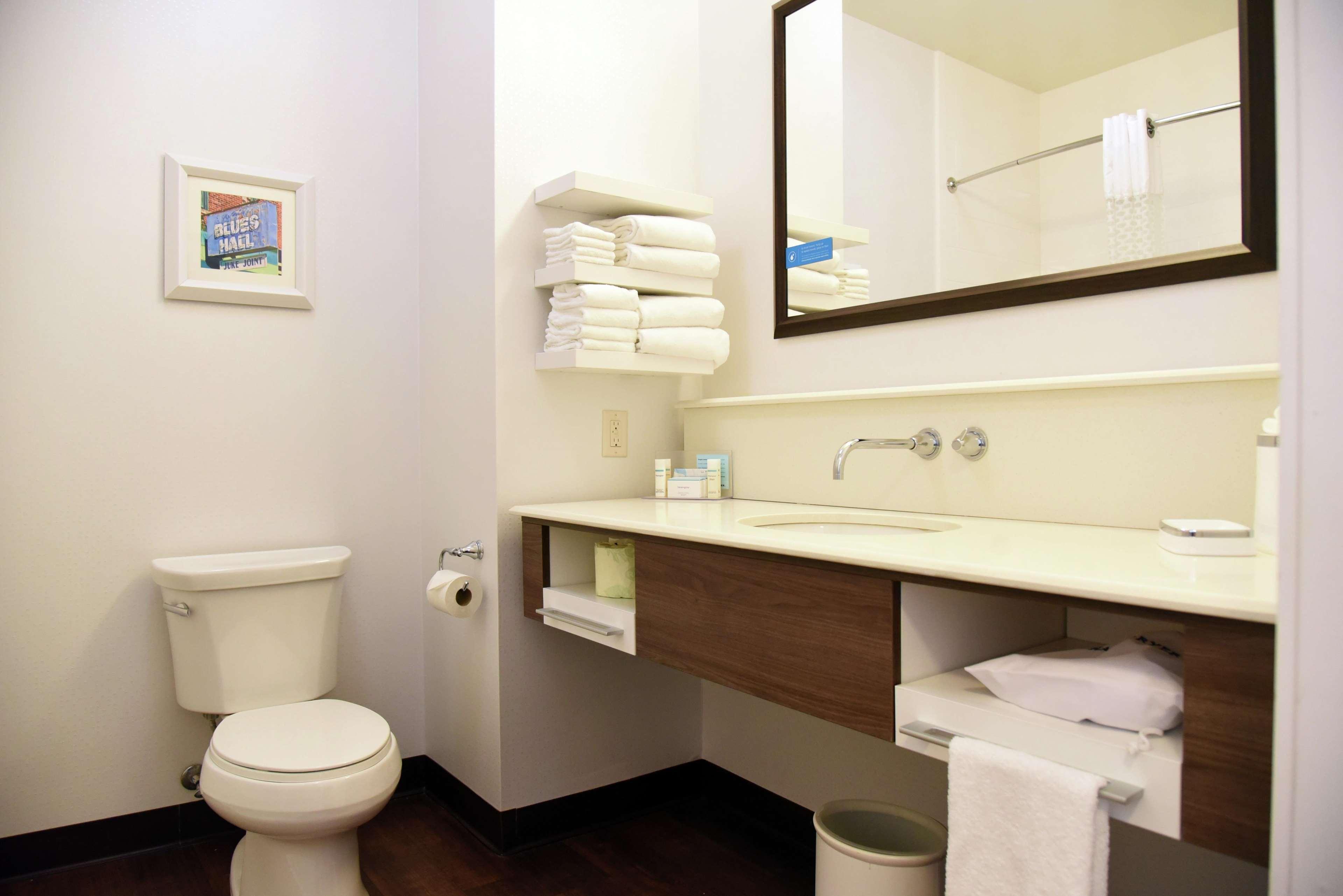 Hampton Inn Kalamazoo Ngoại thất bức ảnh