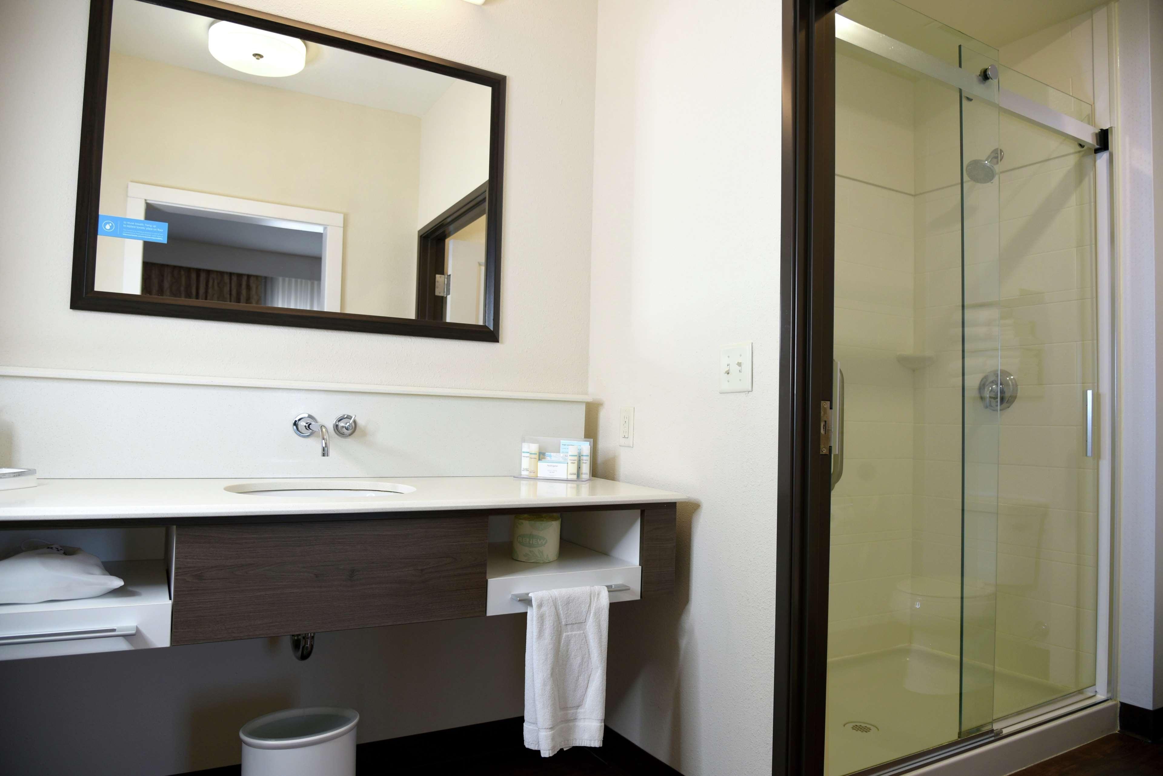 Hampton Inn Kalamazoo Ngoại thất bức ảnh