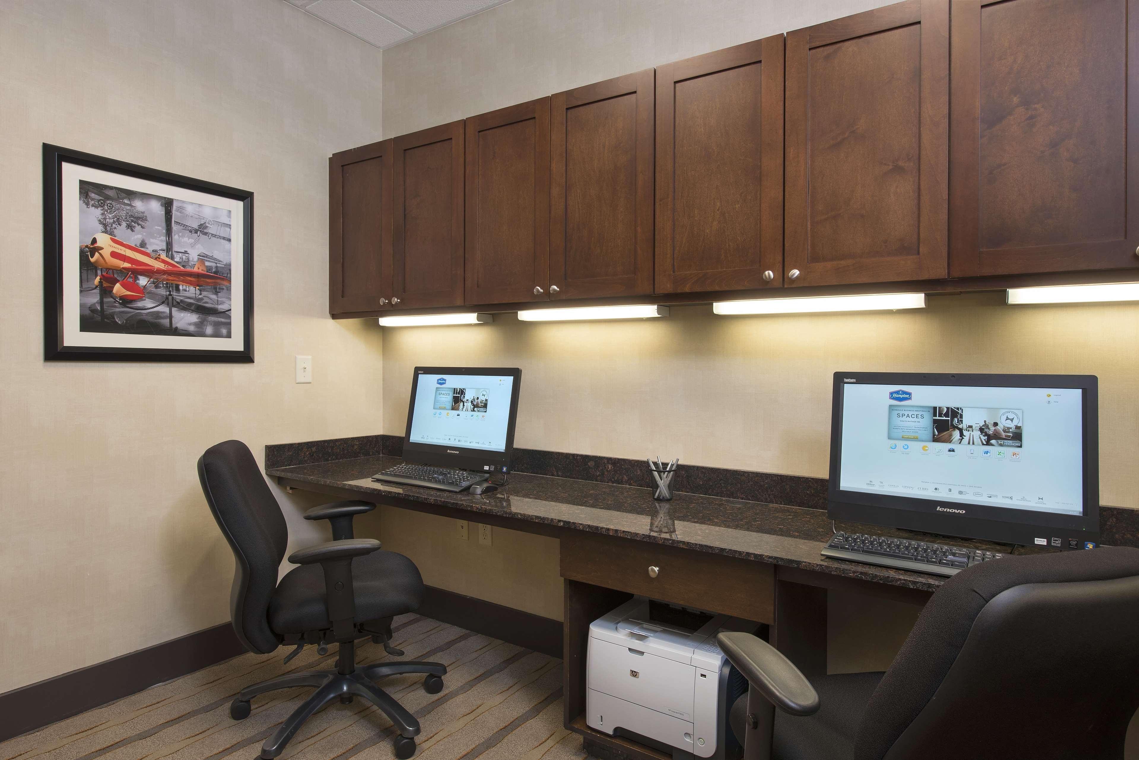 Hampton Inn Kalamazoo Ngoại thất bức ảnh